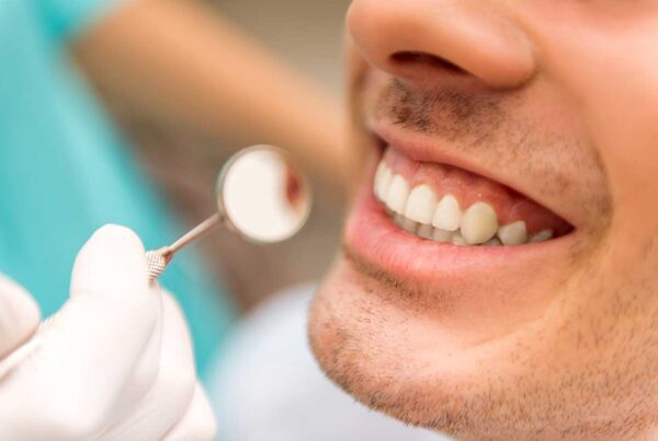 Piorrea dental: ¿Qué es y cómo detectarla? - Clínica dental Barrigón