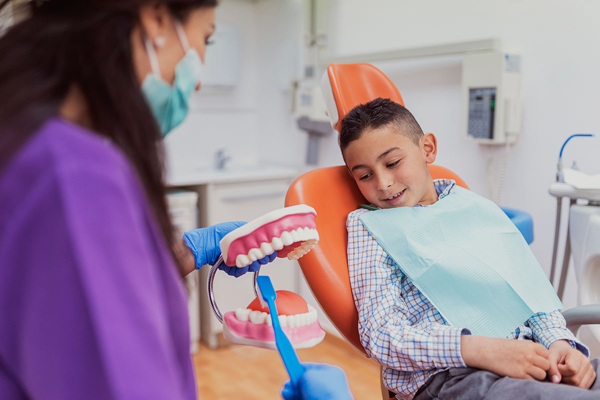 Cómo cuidar la salud dental y evitar caries en niños