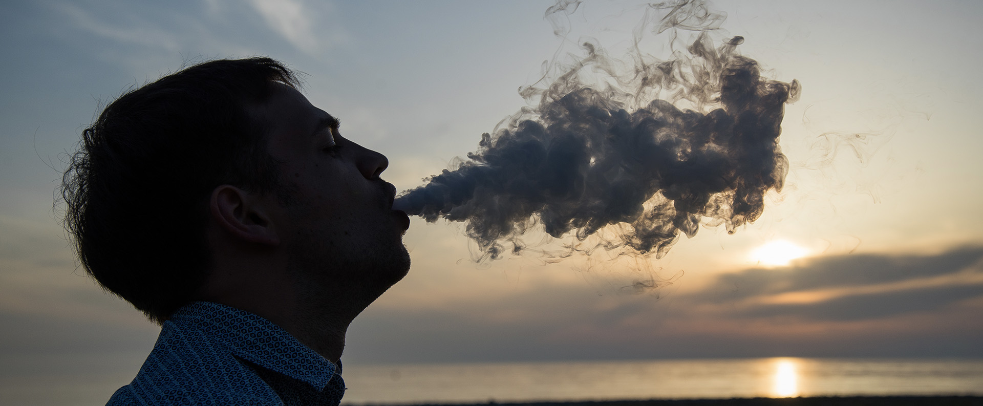 Efectos de los vapeadores en la salud bucodental (más allá de las encías)